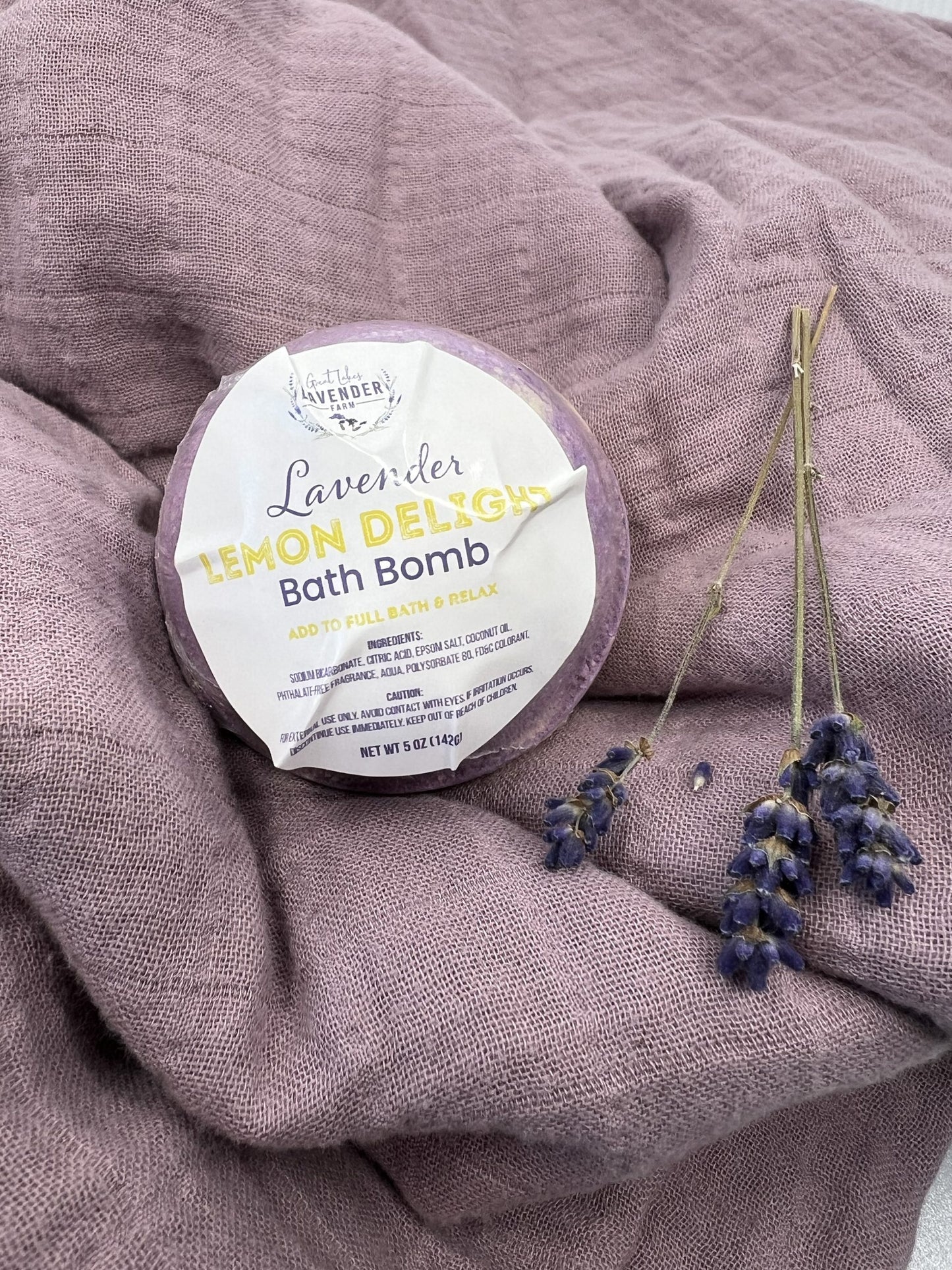 Lavender Lemon Delight Bath Bomb - 5 oz - Great Lakes Lavender Farm